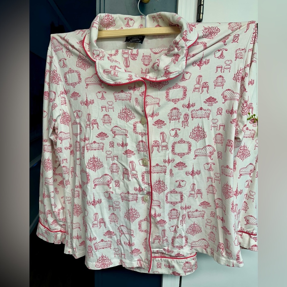 BedHead by Soma Pink and White Pajama Top and bottoms